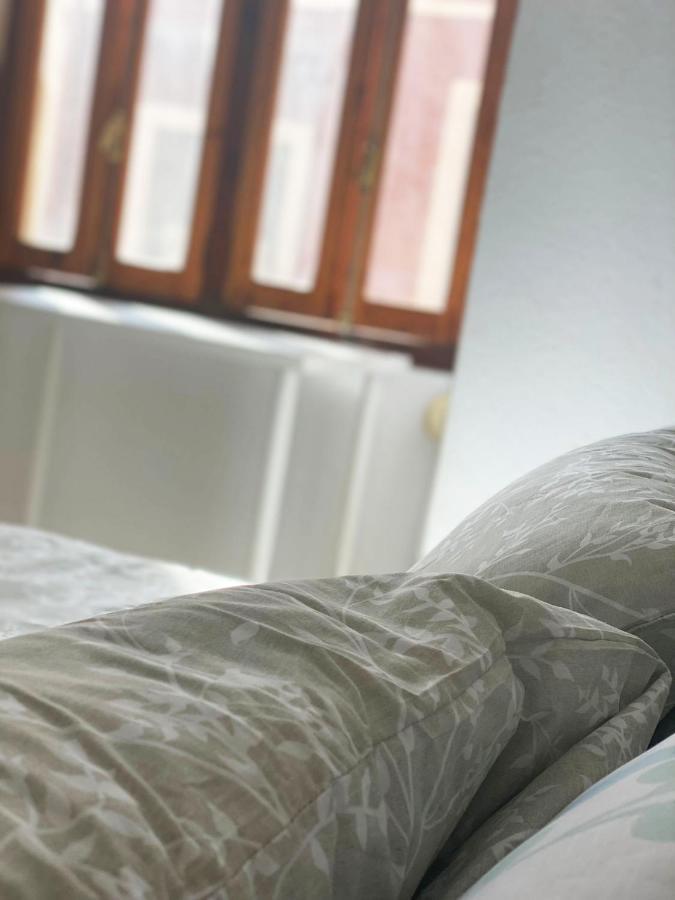 Valencia Cerca Al Puerto Shared Apartment מראה חיצוני תמונה
