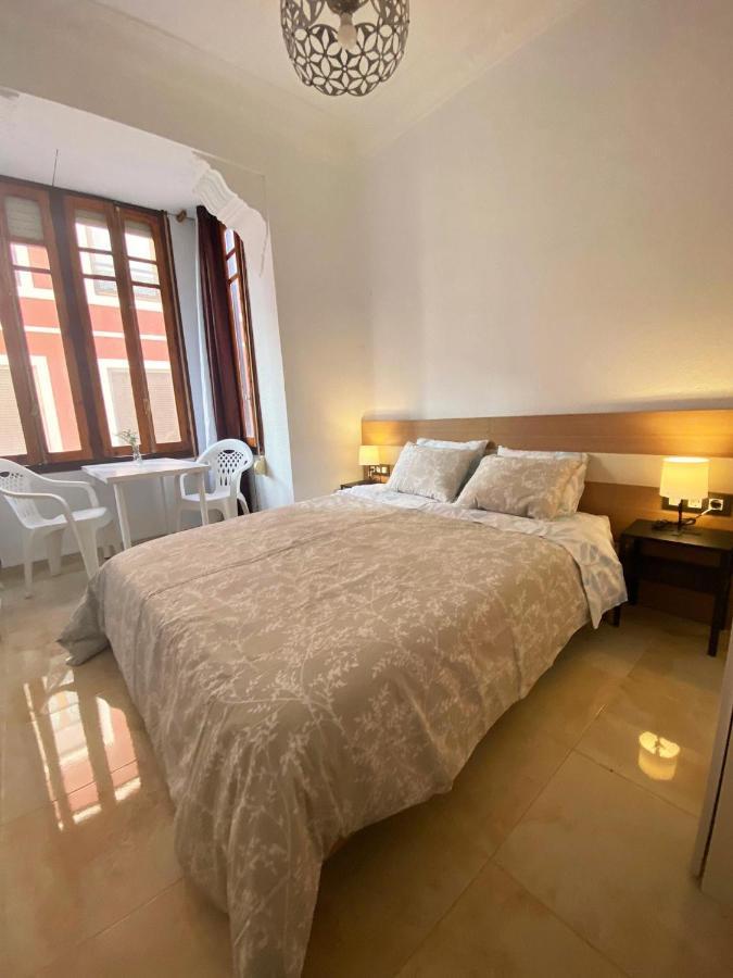 Valencia Cerca Al Puerto Shared Apartment מראה חיצוני תמונה