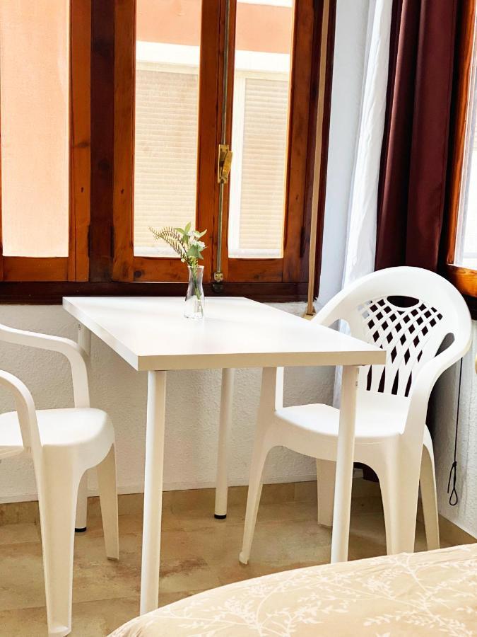 Valencia Cerca Al Puerto Shared Apartment מראה חיצוני תמונה